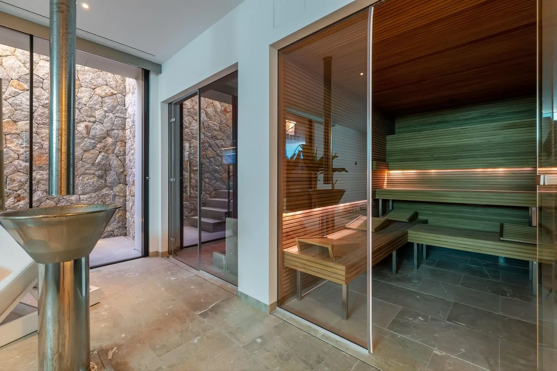 Villa de lujo con espectaculares vistas al mar en Puerto de Andratx, con casa de invitados