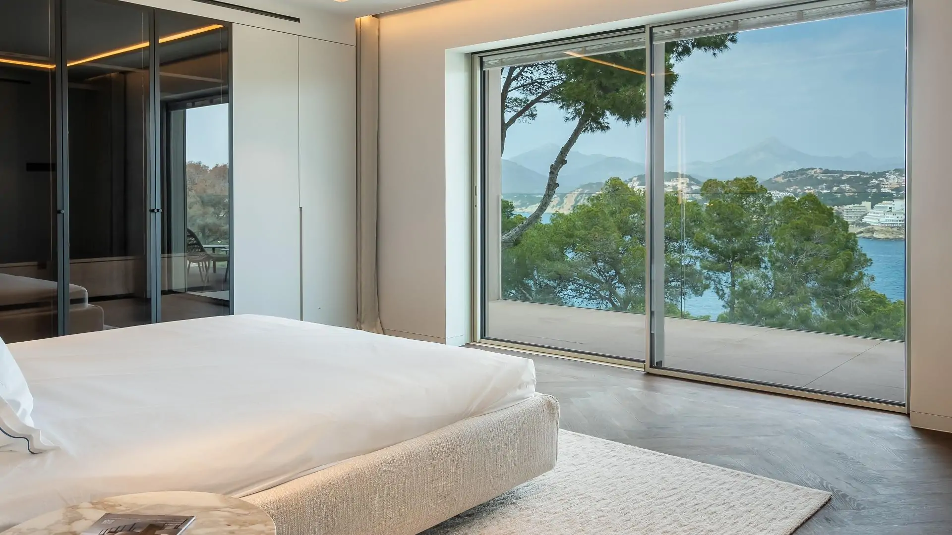 Gorgeous villa with sea view in Santa Ponsa