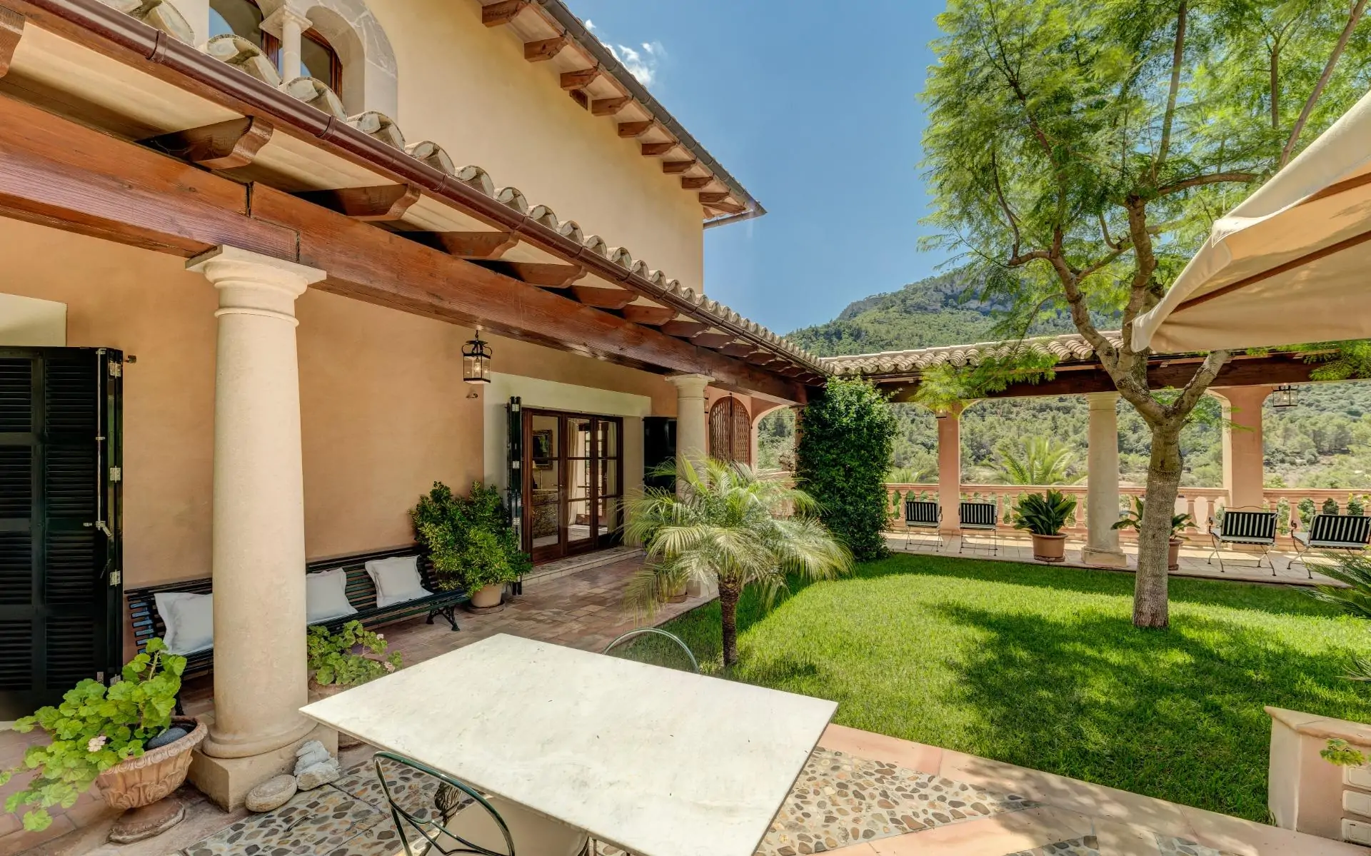 Majestuosa Villa en Son Termes, Bunyola: Un Refugio Exclusivo en Mallorca