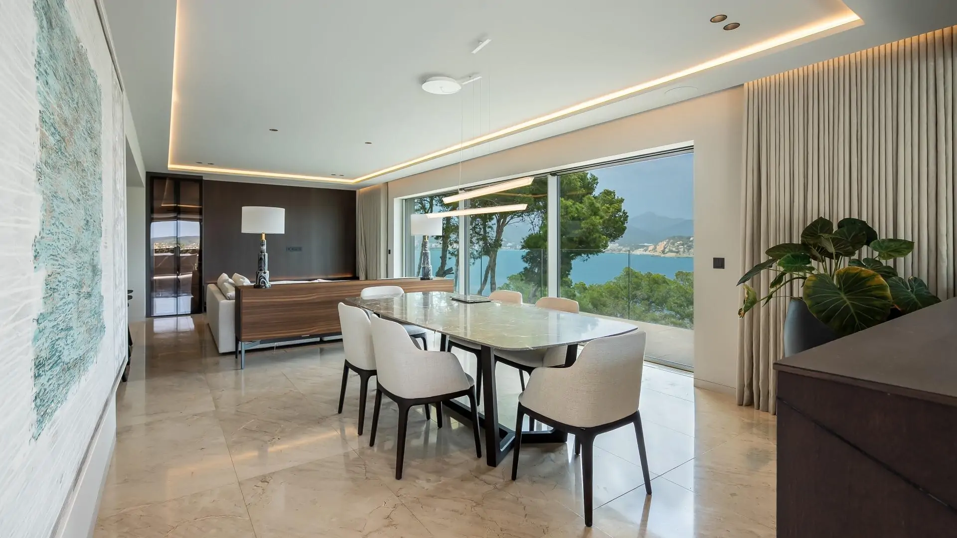 Gorgeous villa with sea view in Santa Ponsa