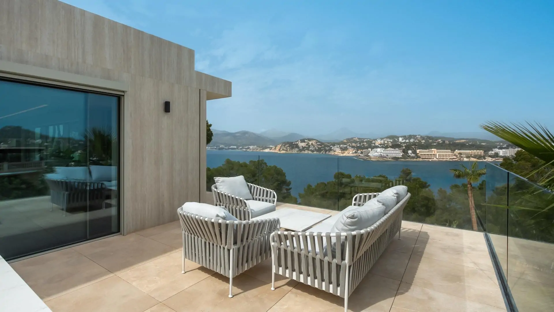 Gorgeous villa with sea view in Santa Ponsa
