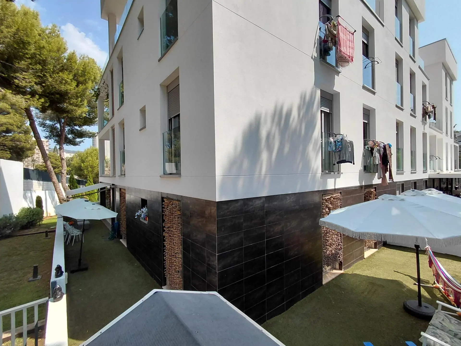 Exclusivo bajo con jardín privado en Palmanova