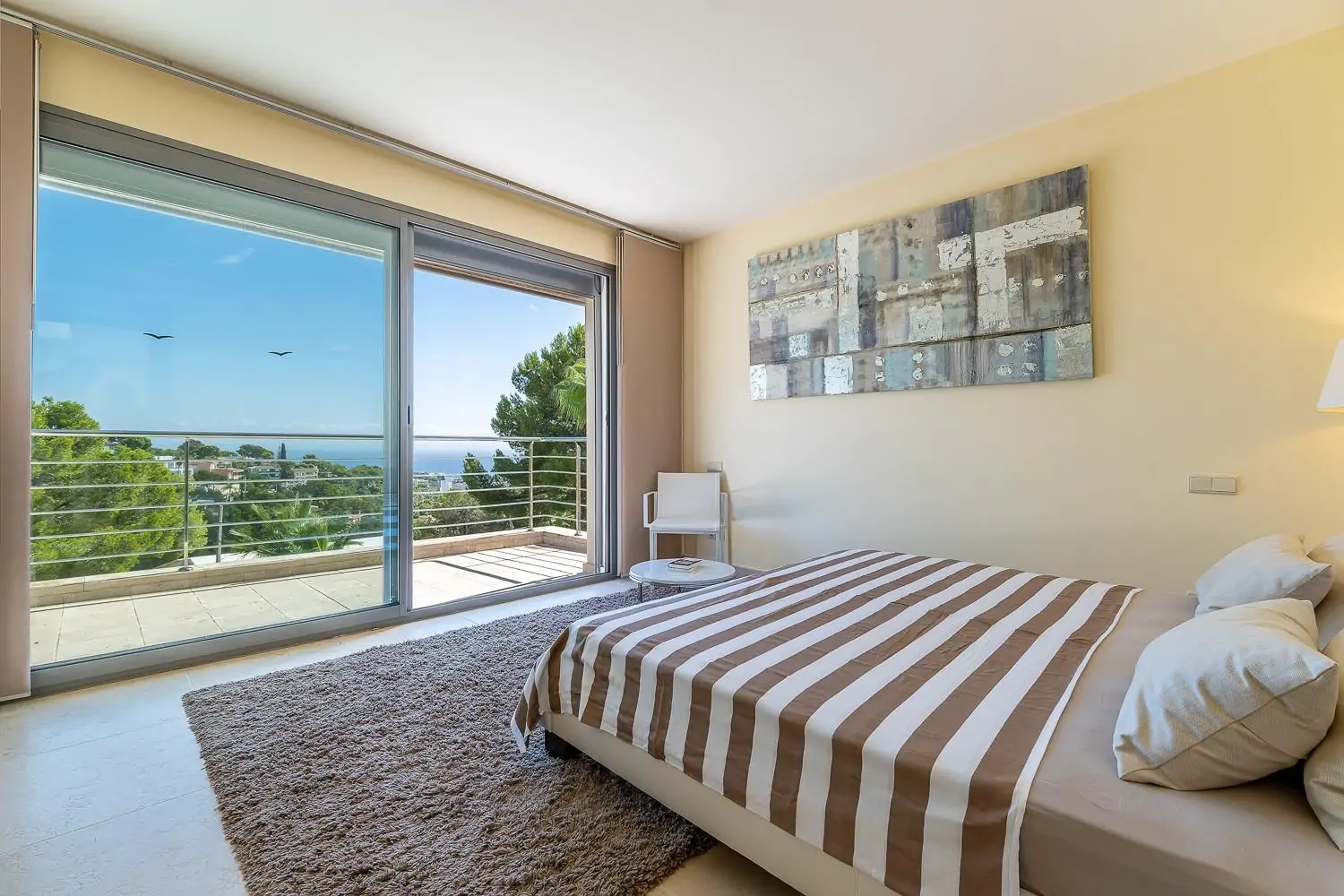 Chalet en Costa den Blanes con vistas al mar.