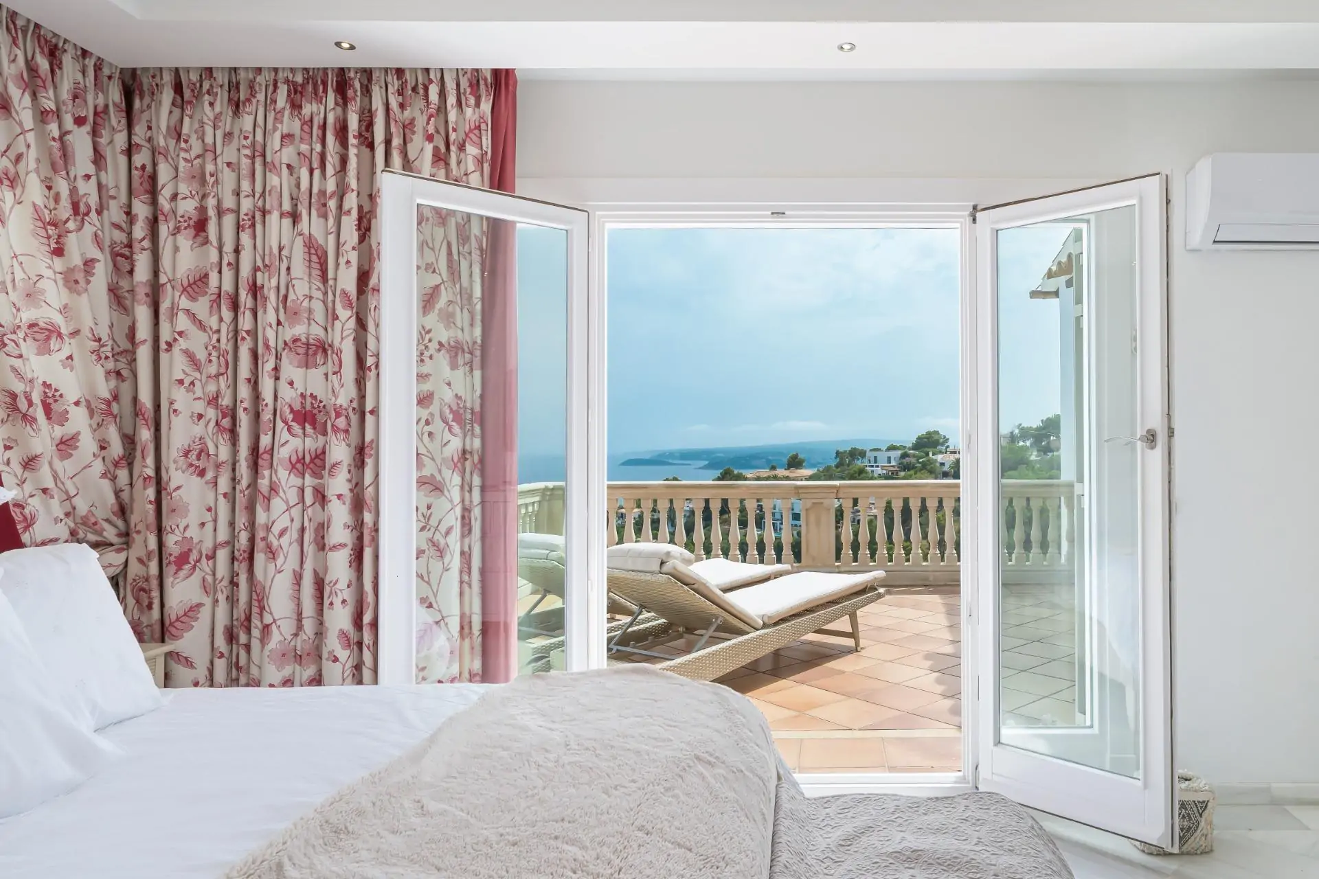 Villa en Costa d’en Blanes con impresionantes vistas al mar.