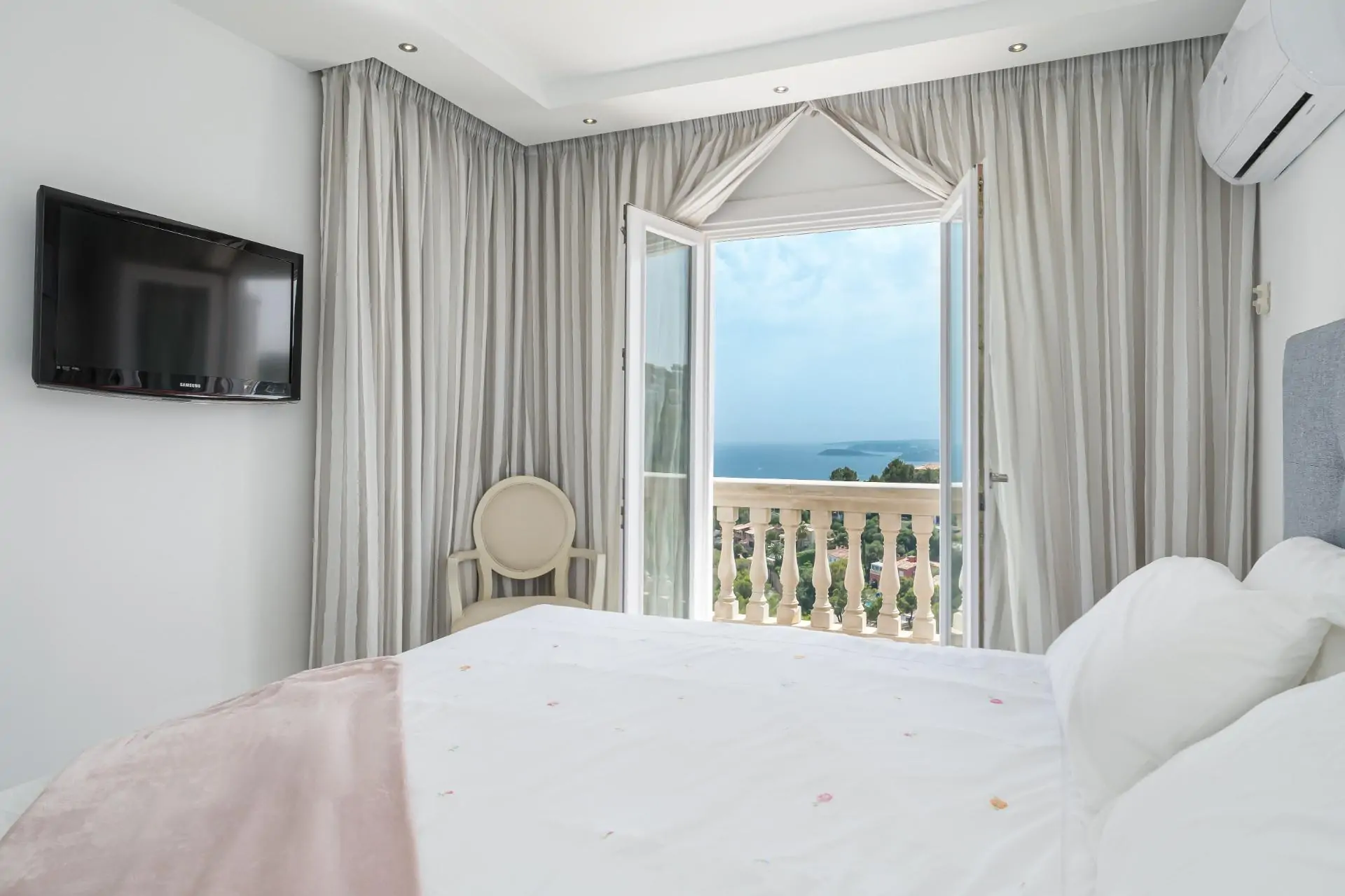 Villa en Costa d’en Blanes con impresionantes vistas al mar.