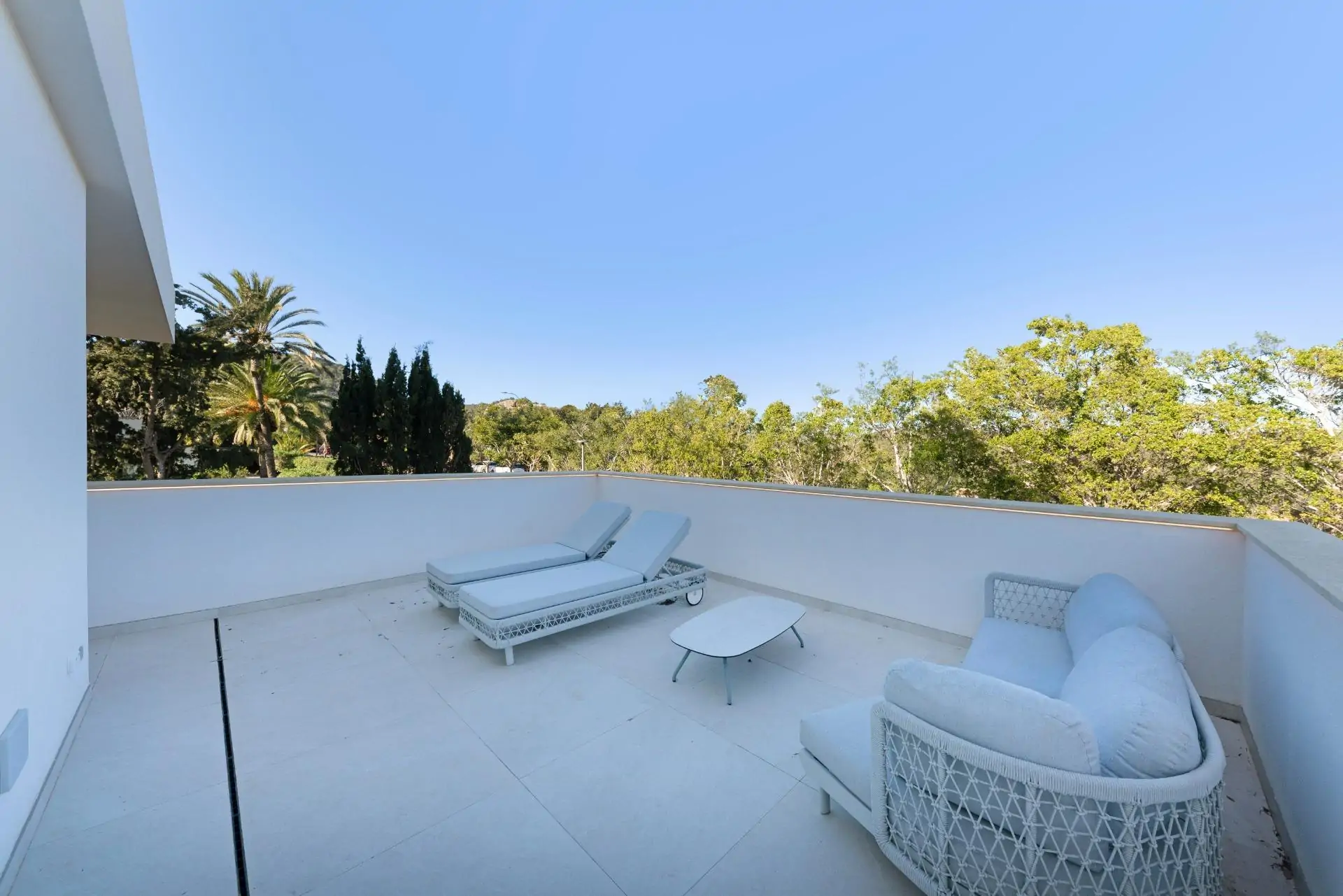 Moderno y exclusivo chalet unifamiliar de nueva construcción en La Bonanova