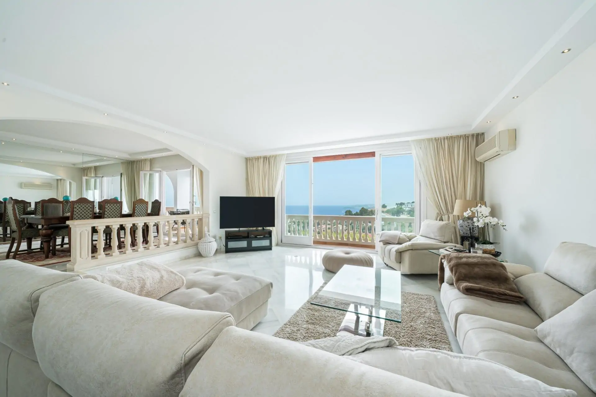 Villa en Costa d’en Blanes con impresionantes vistas al mar.
