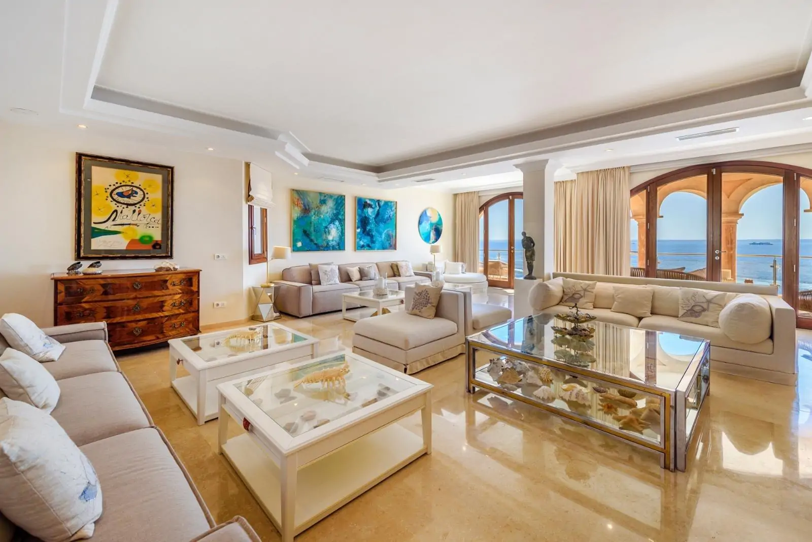 Imponente Villa de Lujo en Sol de Mallorca con Vistas al mar.