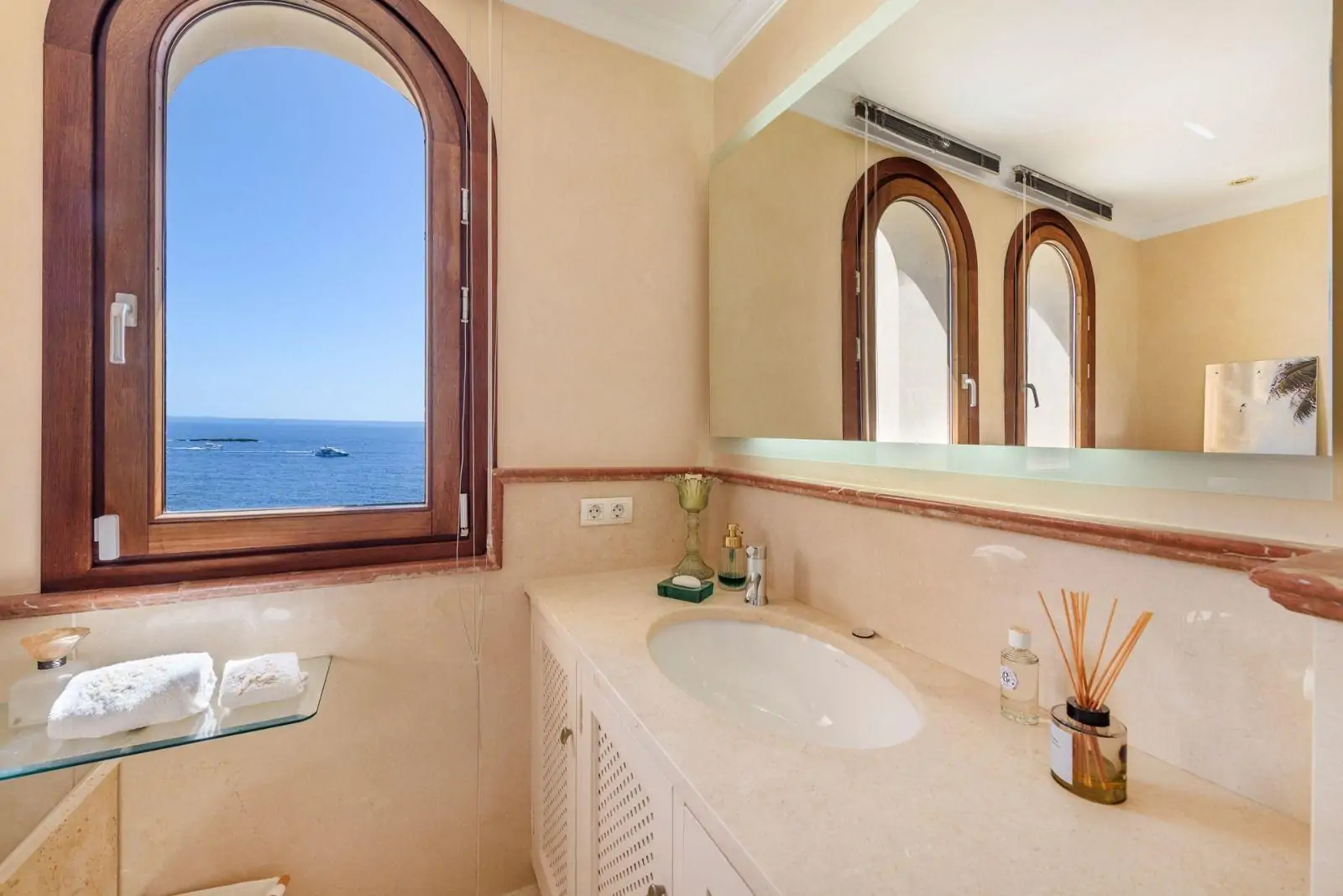 Imponente Villa de Lujo en Sol de Mallorca con Vistas al mar.