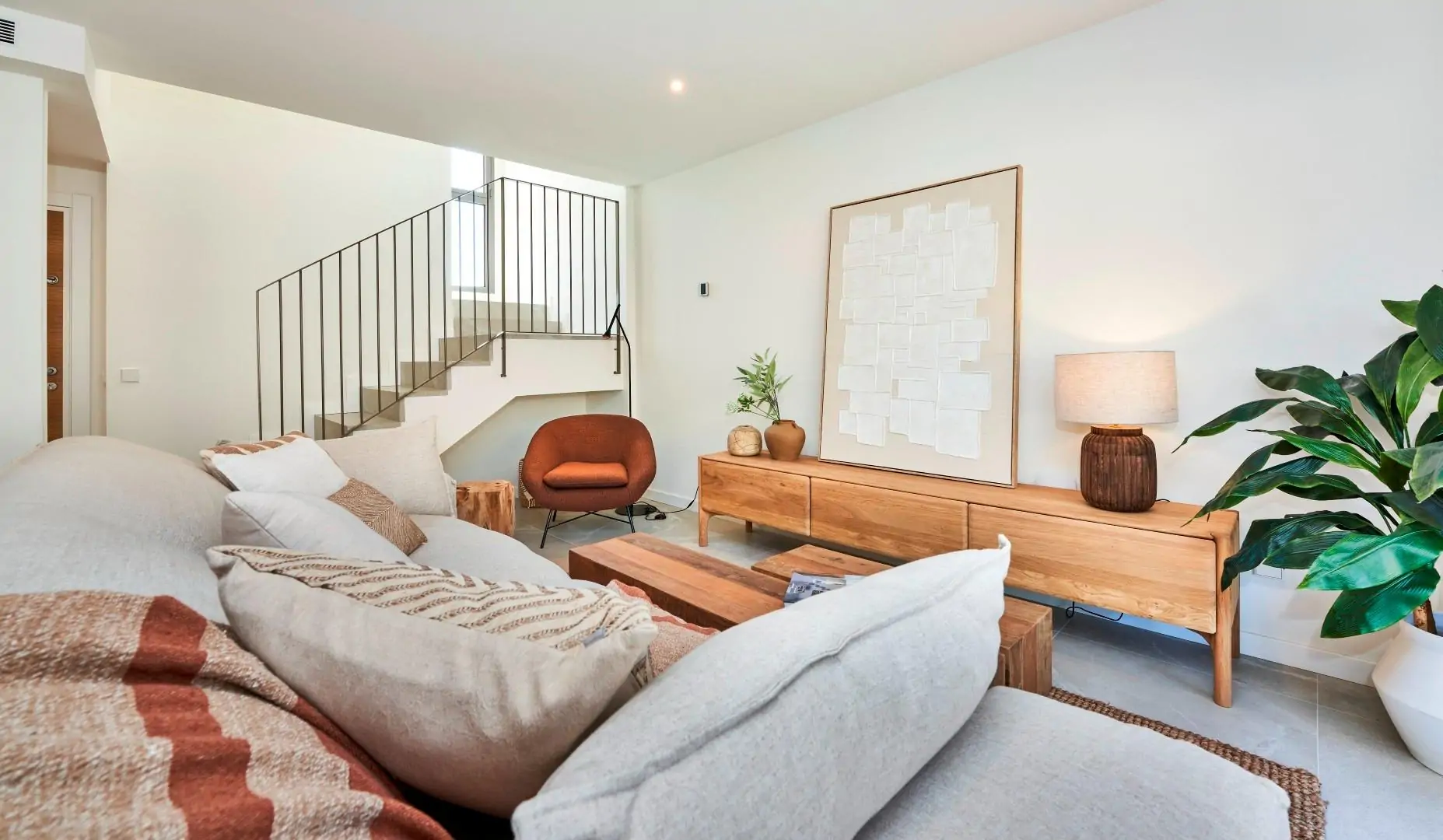 Conjunto de 13 adosados con piscina comunitaria, jardines privados y parking esterior en Esporlas.