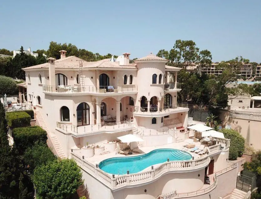 Imponente Villa de Lujo en Sol de Mallorca con Vistas al mar.