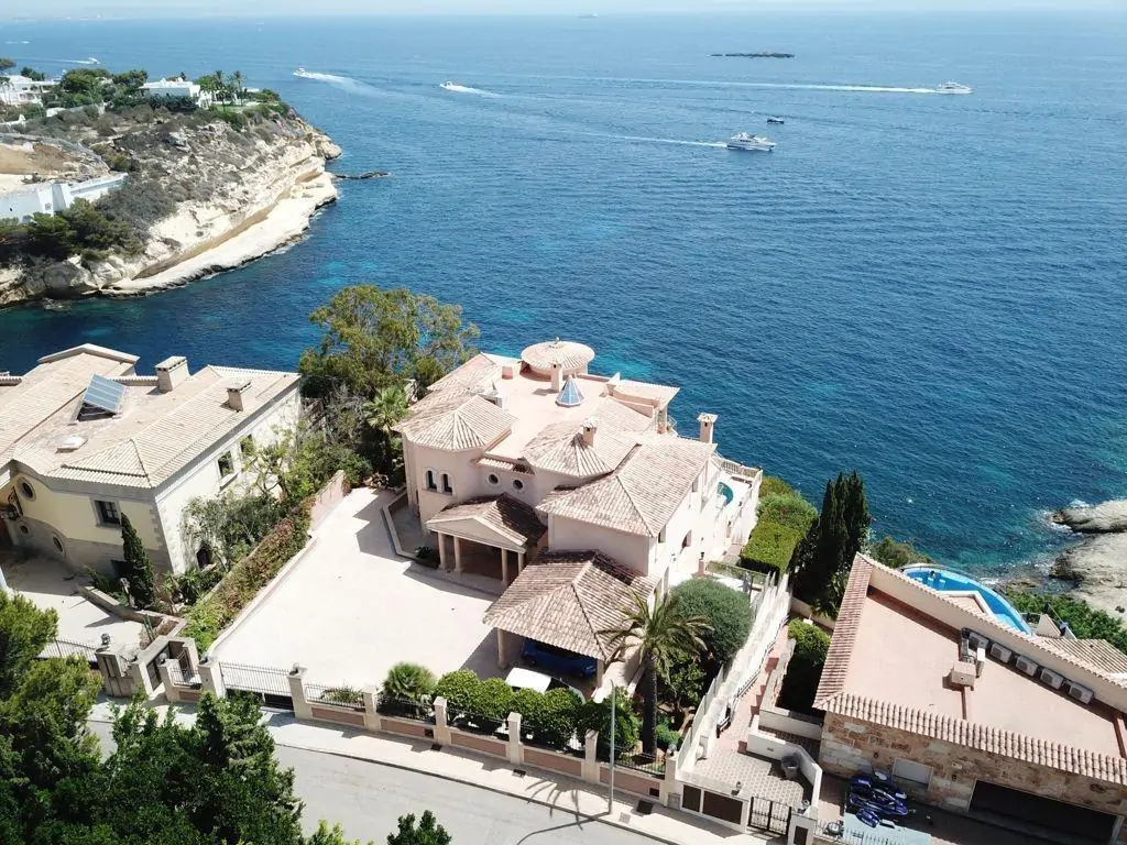 Imponente Villa de Lujo en Sol de Mallorca con Vistas al mar.