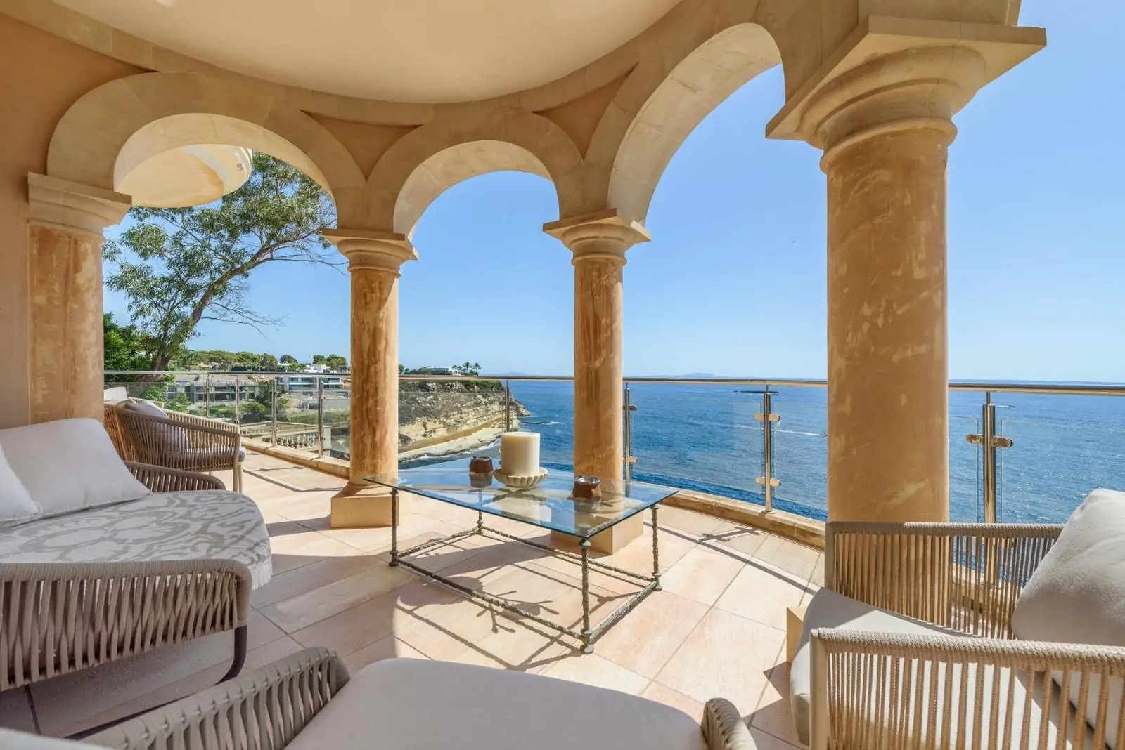 Imponente Villa de Lujo en Sol de Mallorca con Vistas al mar.