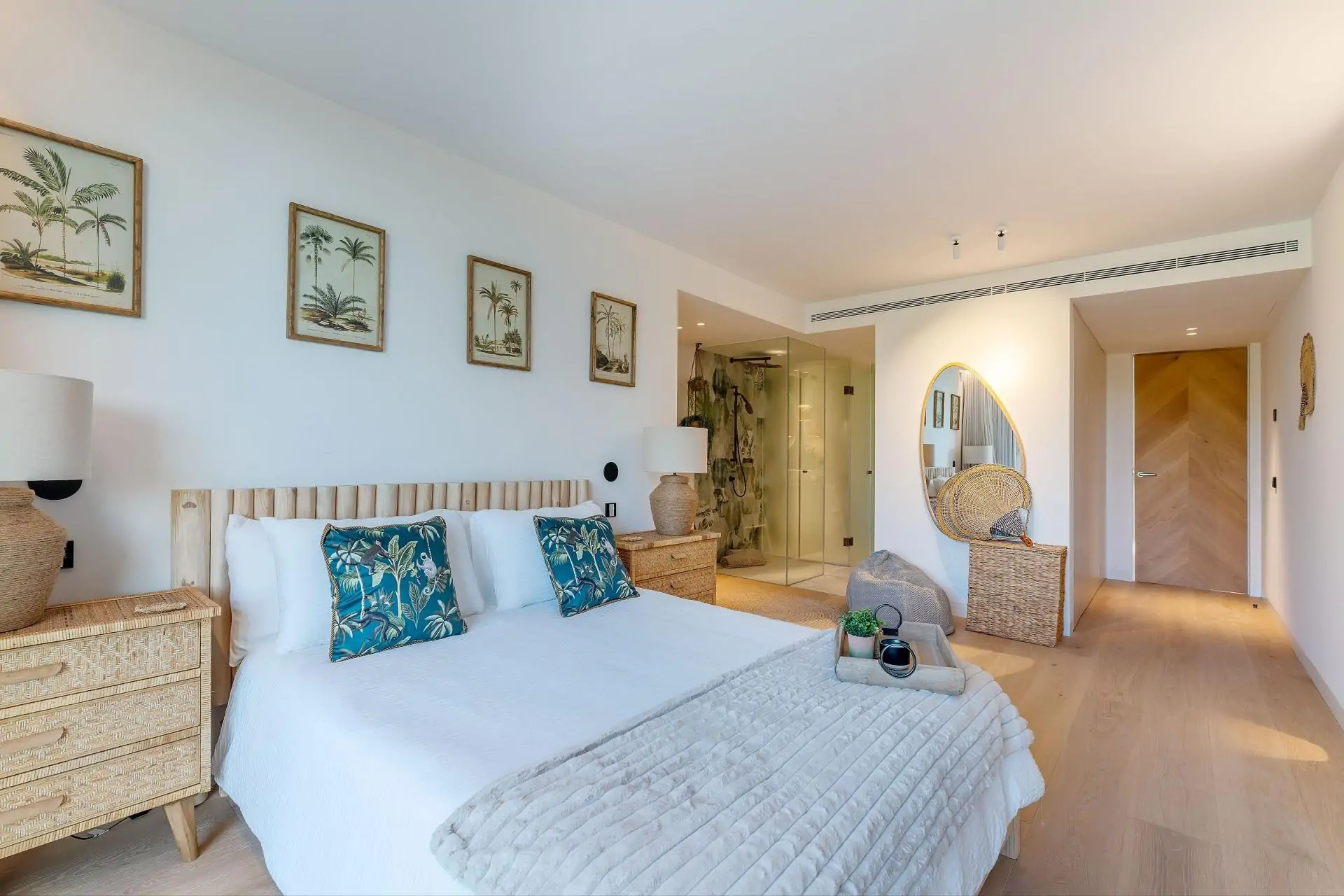 Lujosa villa moderna con vistas al puerto de Andratx y su exclusivo Club de Vela