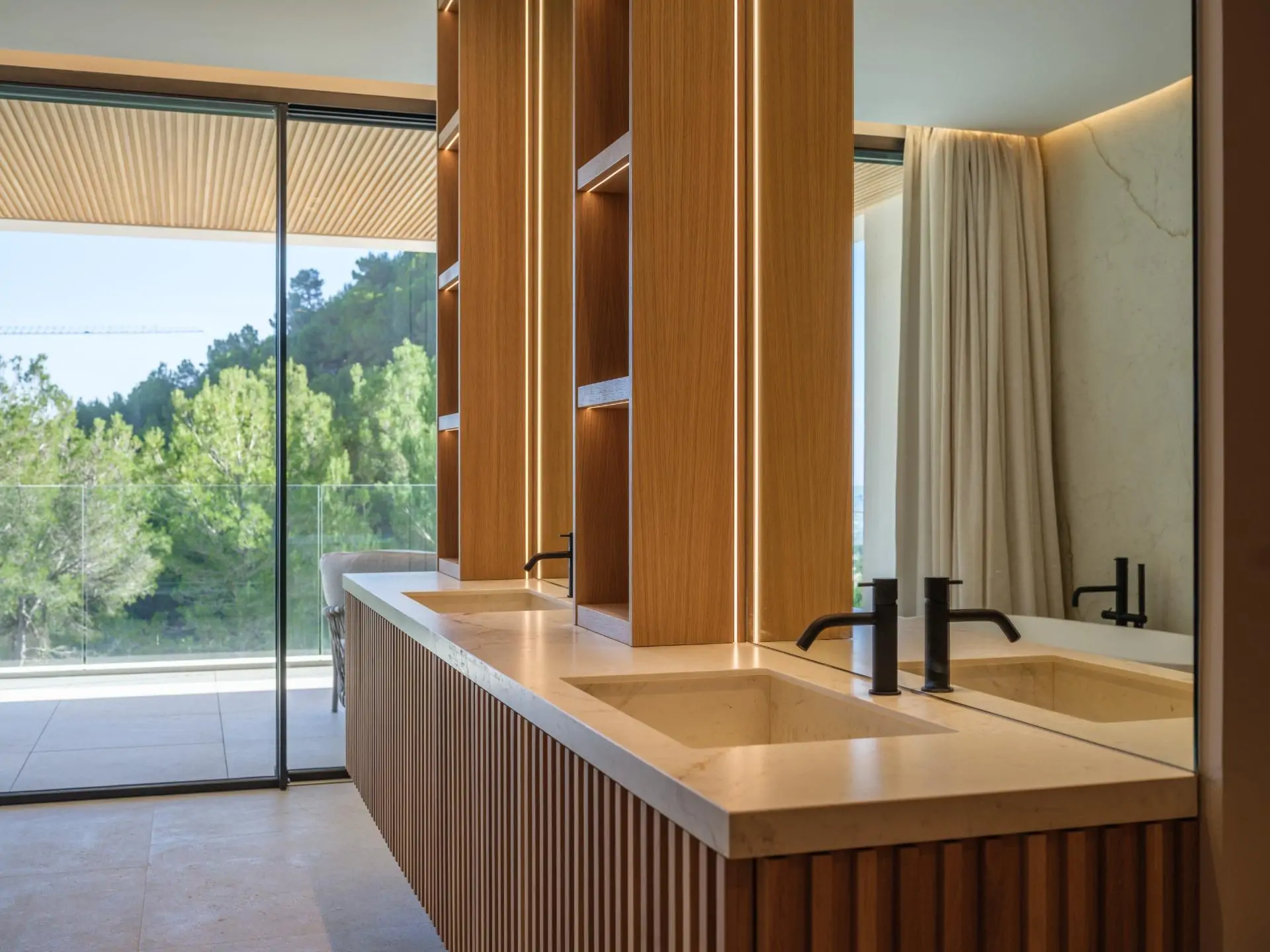 Bonita casa de obra nueva en Son Vida.