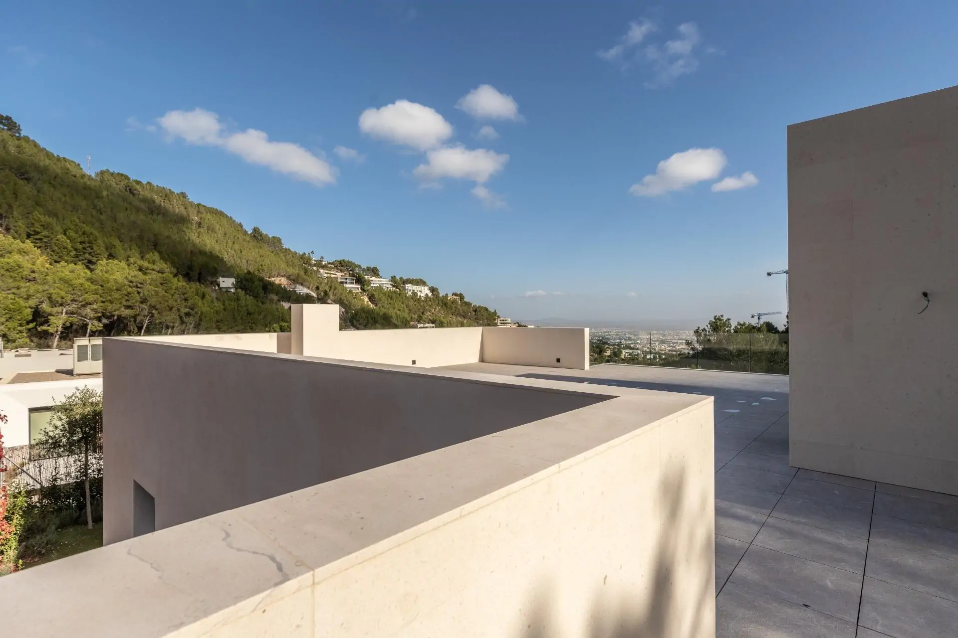 Bonita casa de obra nueva en Son Vida.