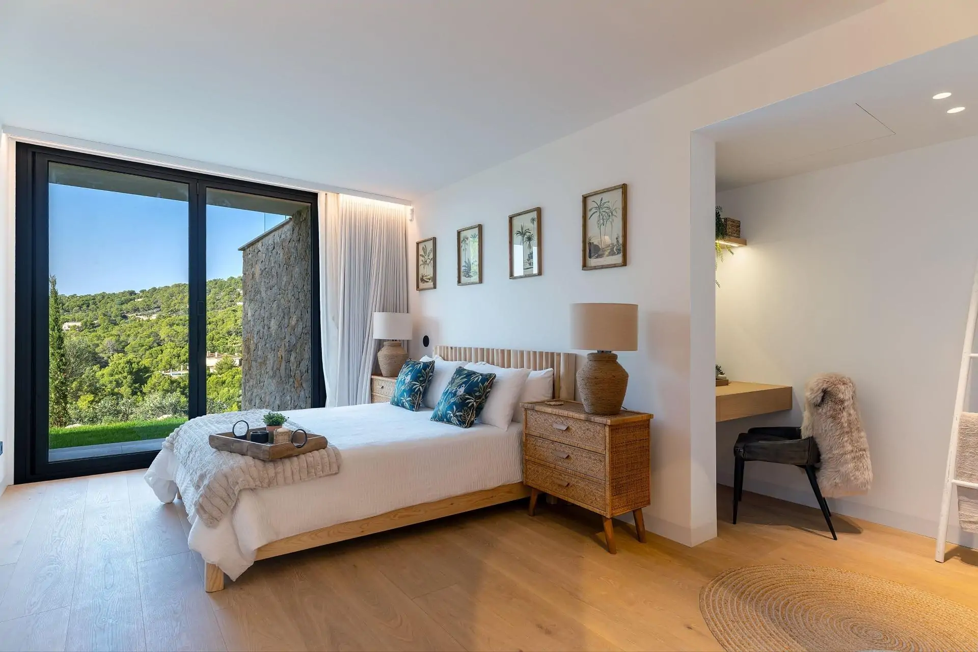 Lujosa villa moderna con vistas al puerto de Andratx y su exclusivo Club de Vela