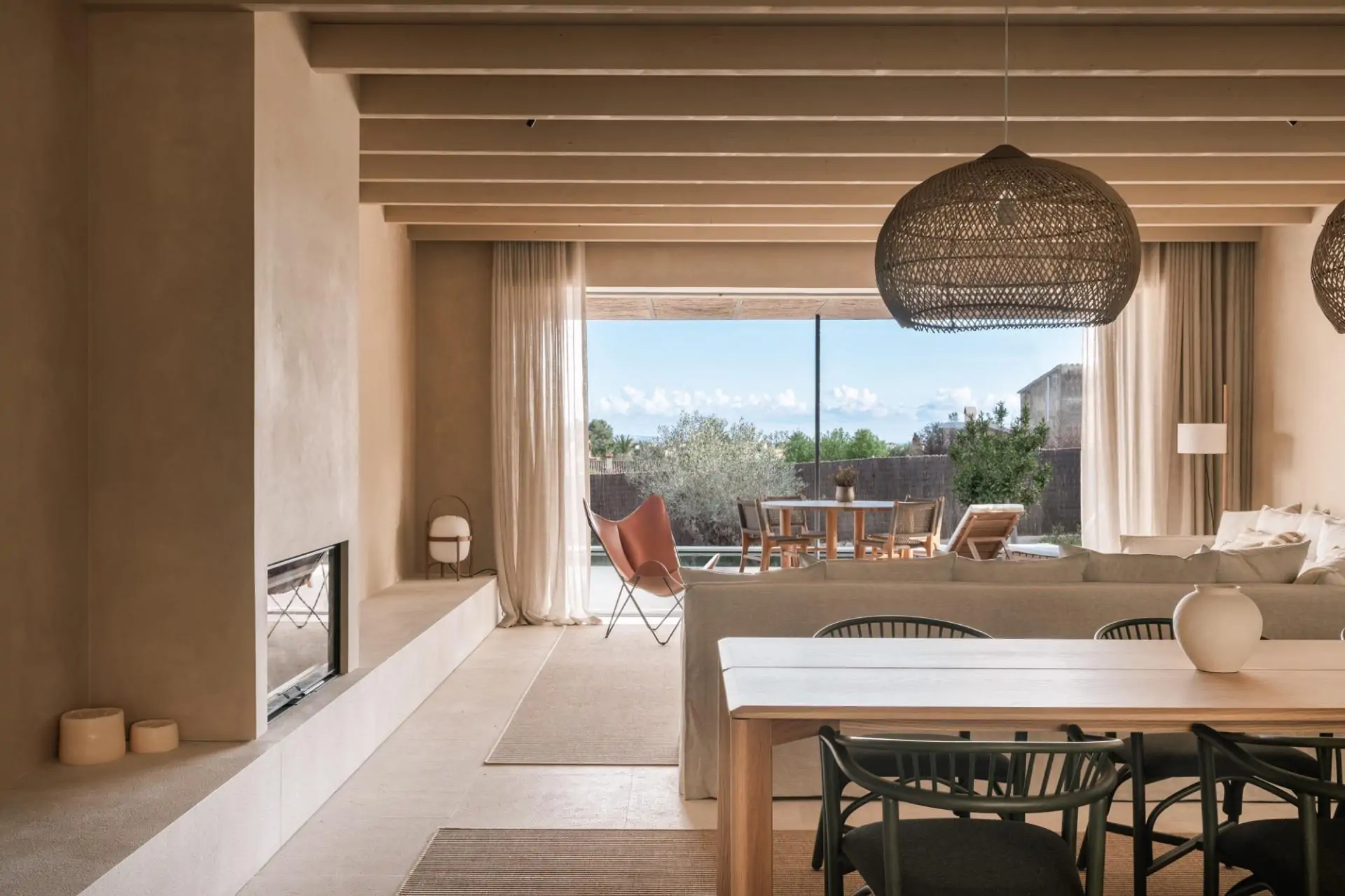 Atractiva casa de pueblo  en Establiments cuya obra finalizar&aacute; a finales del 2025.