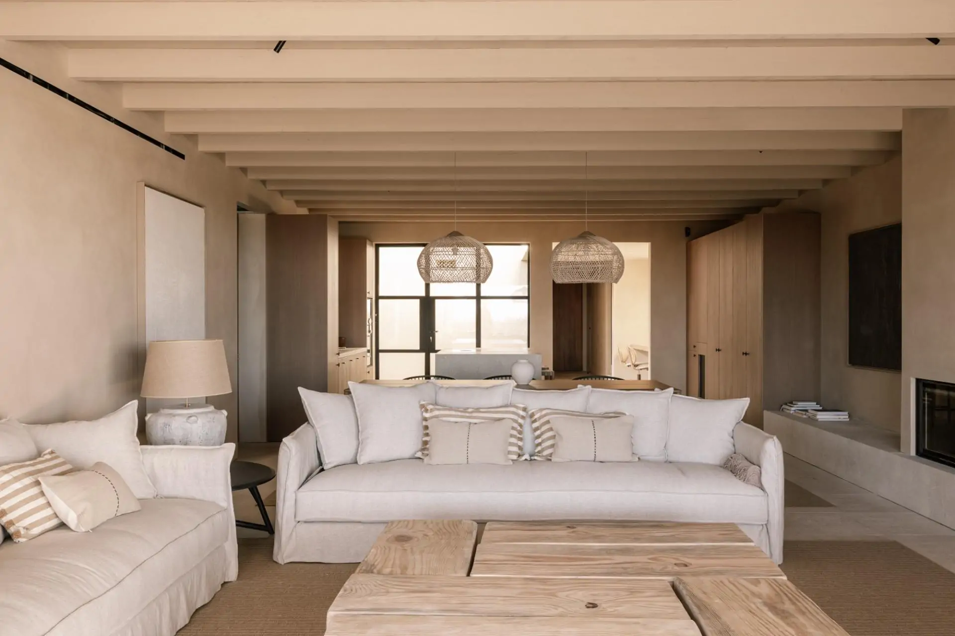 Atractiva casa de pueblo  en Establiments cuya obra finalizar&aacute; a finales del 2025.
