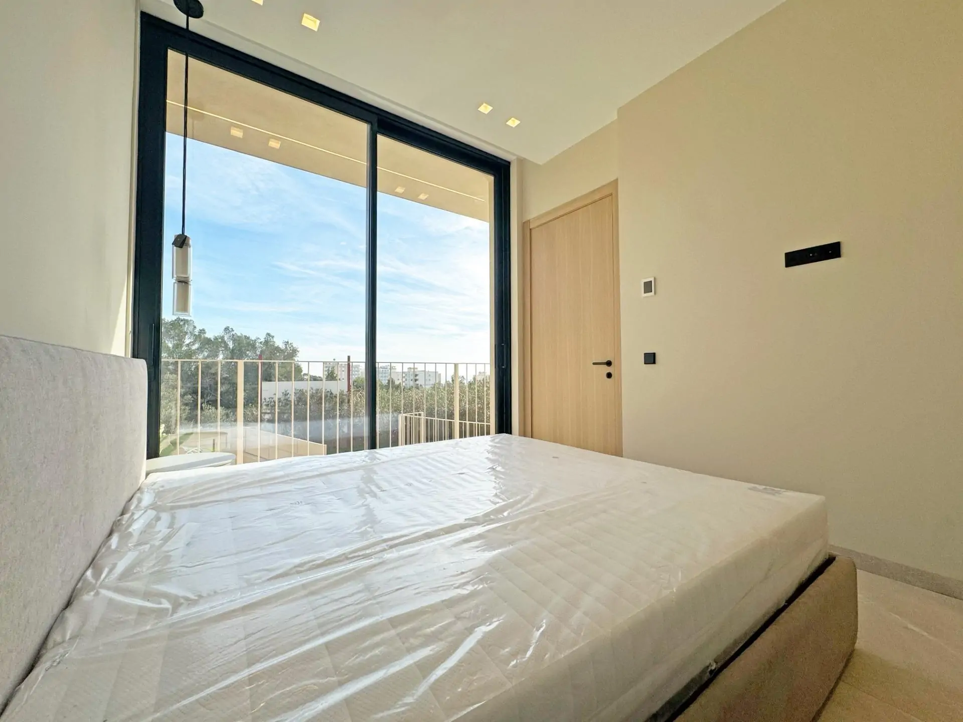 Moderna villa de nueva construcci&oacute;n con vistas al mar en Costa den Blanes