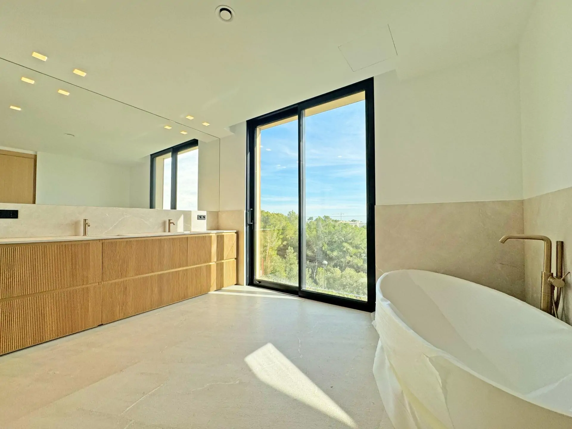 Moderna villa de nueva construcci&oacute;n con vistas al mar en Costa den Blanes