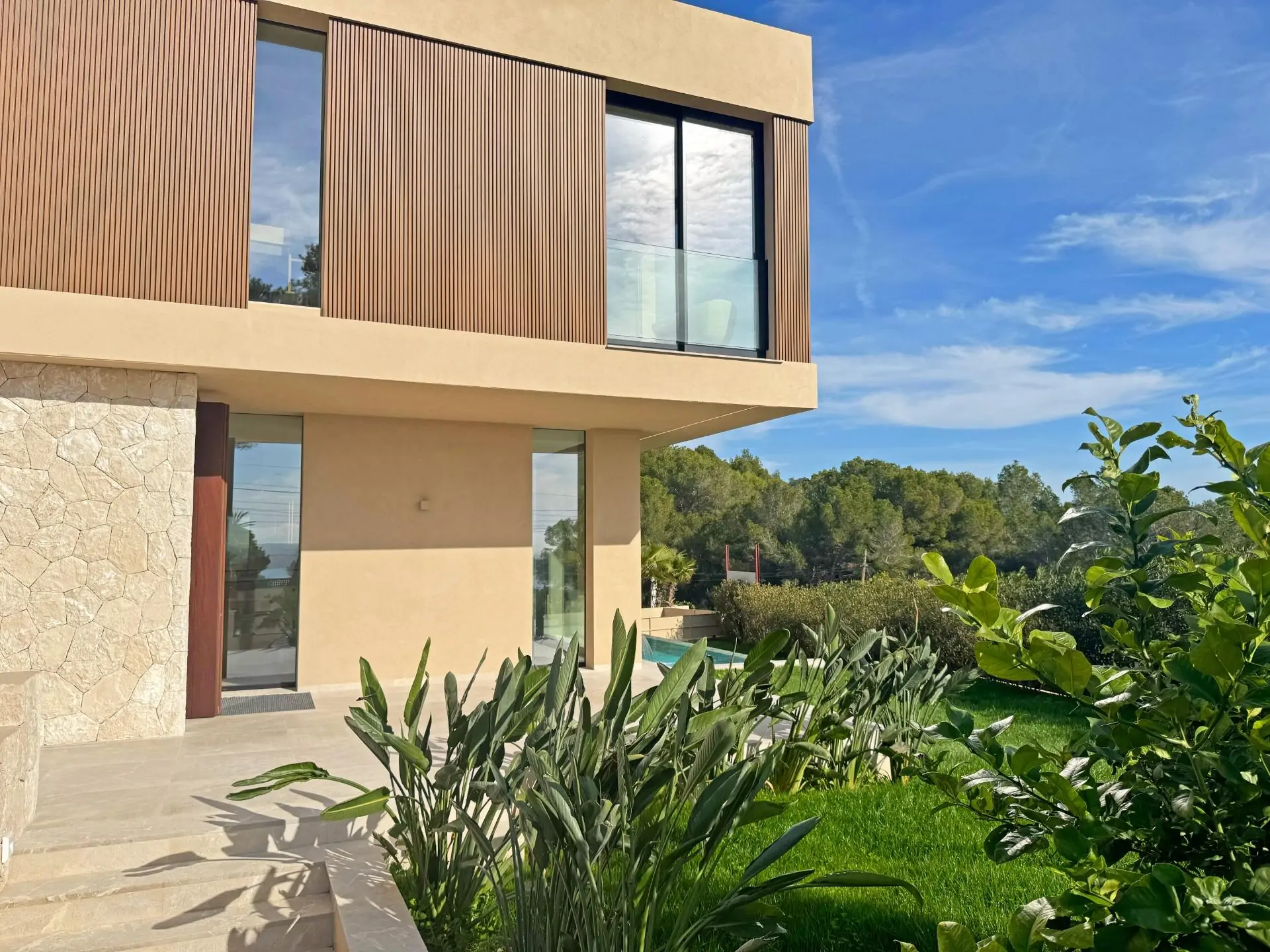 Moderna villa de nueva construcci&oacute;n con vistas al mar en Costa den Blanes