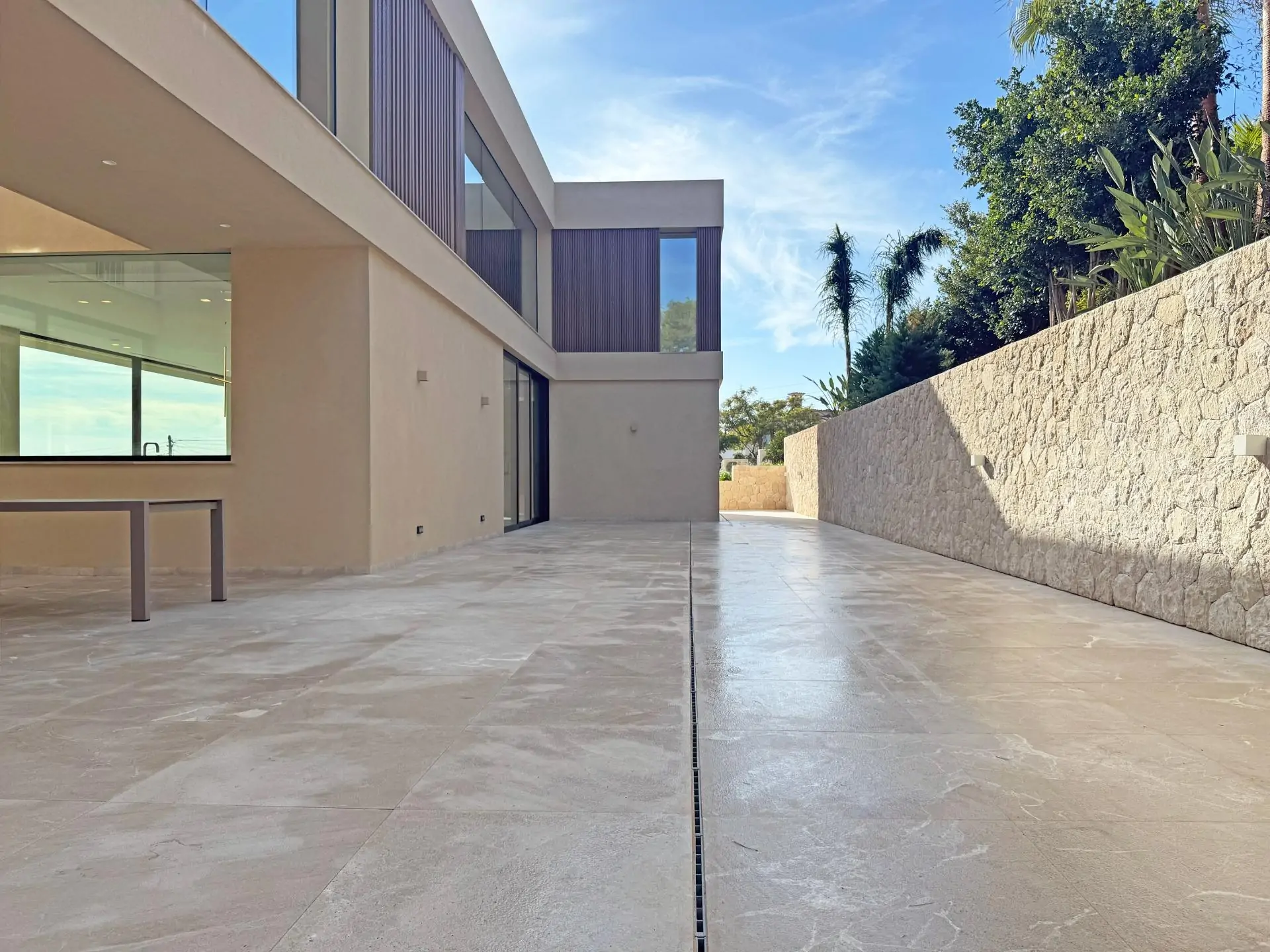 Moderna villa de nueva construcci&oacute;n con vistas al mar en Costa den Blanes