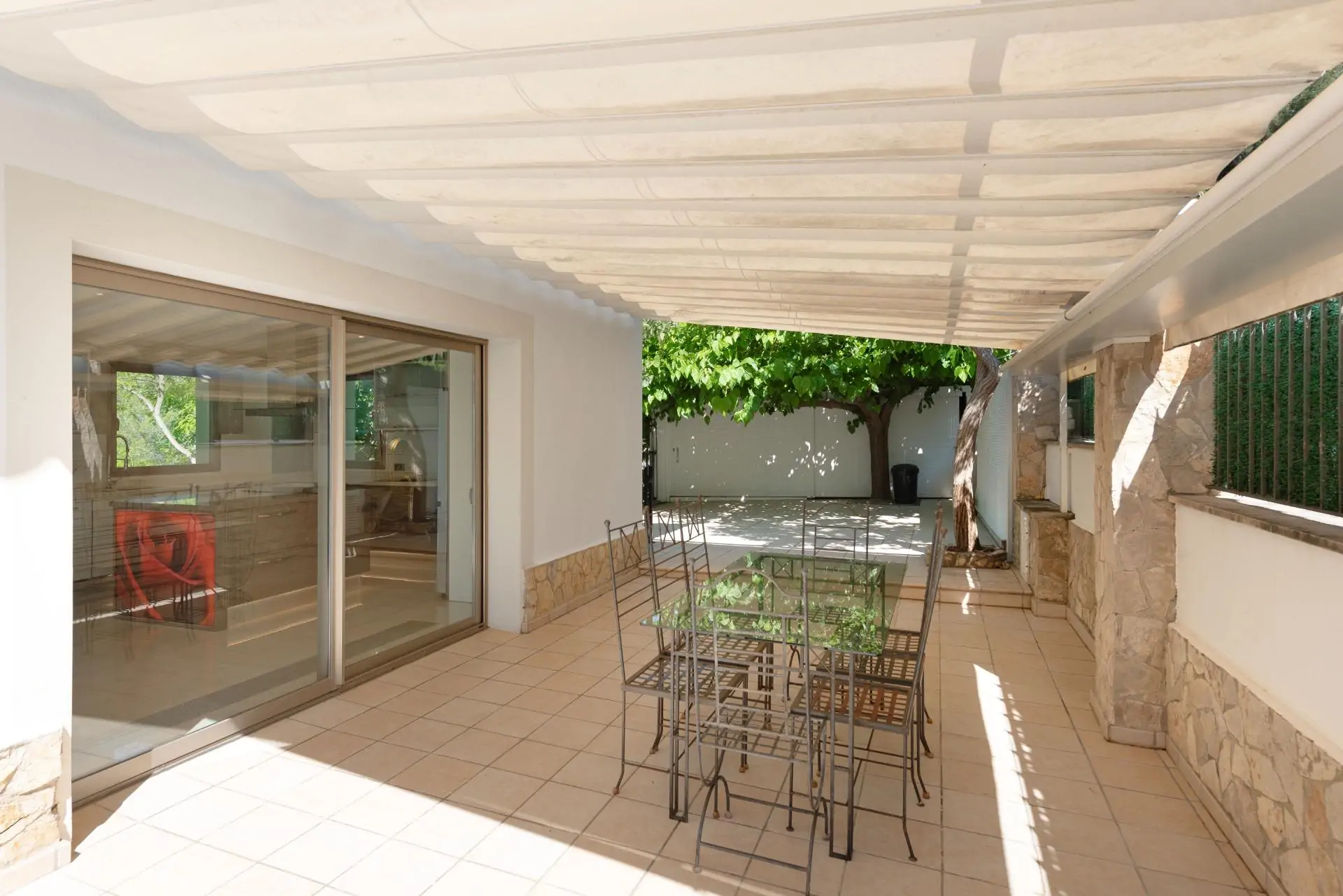 Atractiva villa mediterr&aacute;nea con vistas al mar en Costa d&rsquo;en Blanes
