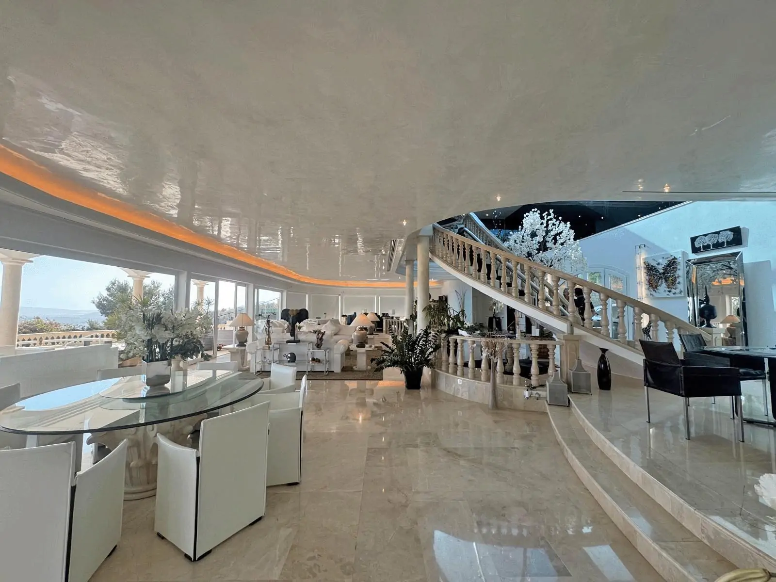 Exclusiva propiedad con increíbles vistas a toda la bahía de Palma en Costa den Blanes.
