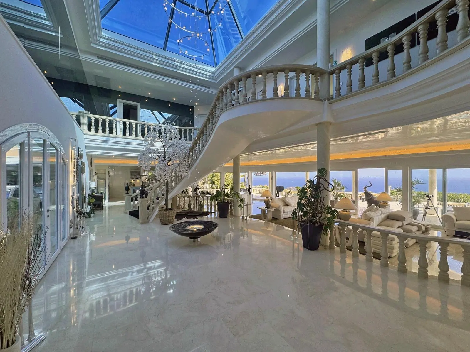 Exclusiva propiedad con increíbles vistas a toda la bahía de Palma en Costa den Blanes.