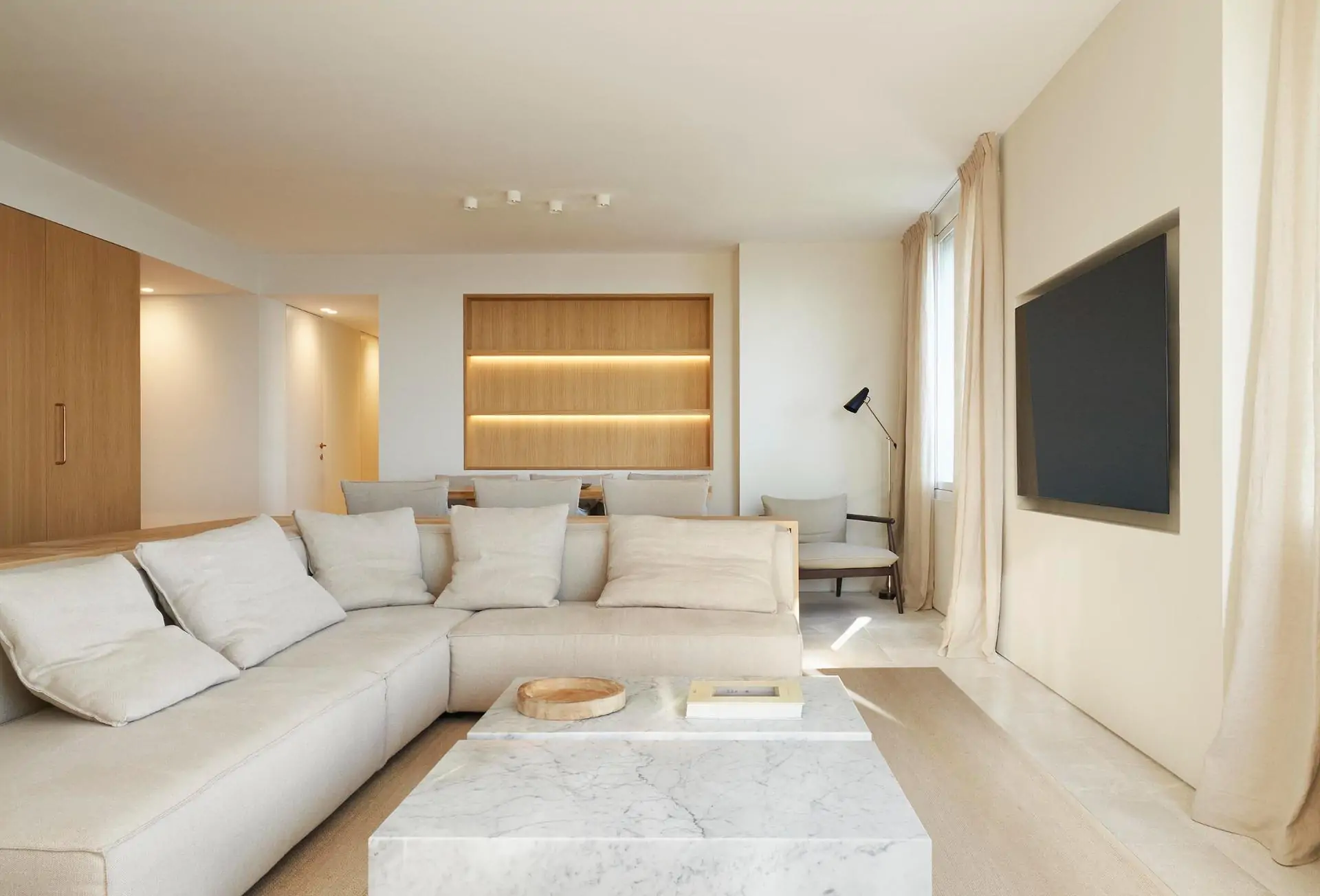 Espectacular apartamenteo  en exlusiva en primera l&iacute;nea con acceso directo al mar en Illeta.