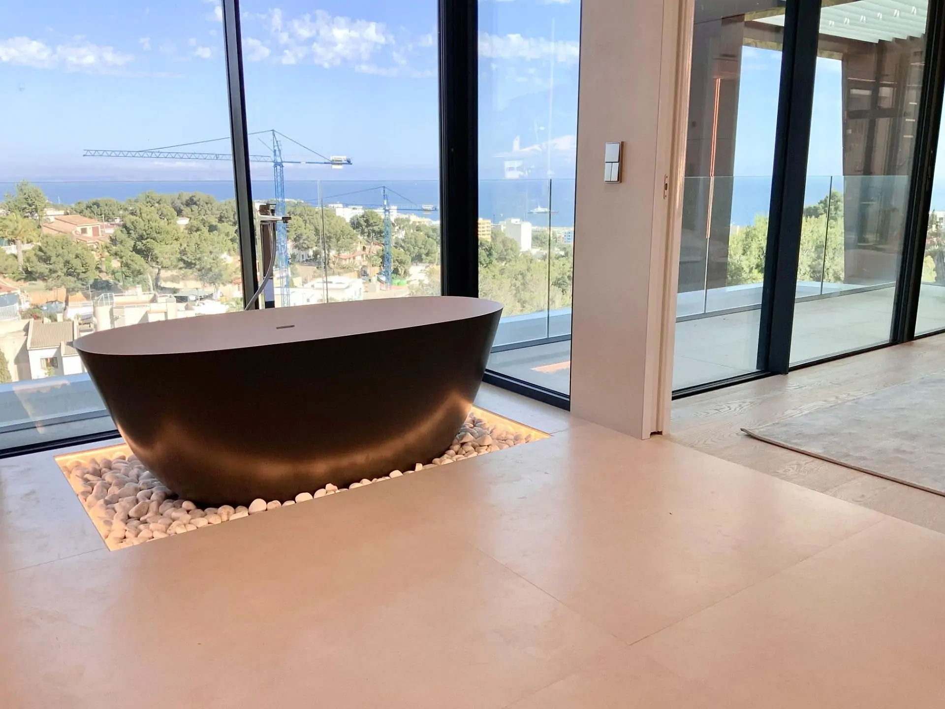 Villa contemporánea de lujo con vistas panorámicas al mar