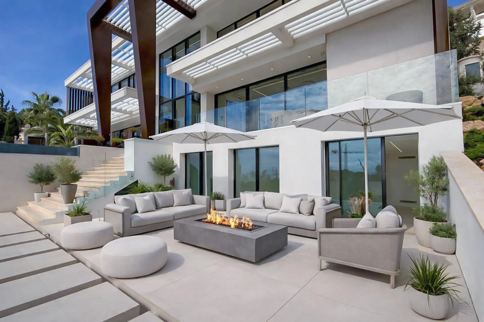 Villa contemporánea de lujo con vistas panorámicas al mar
