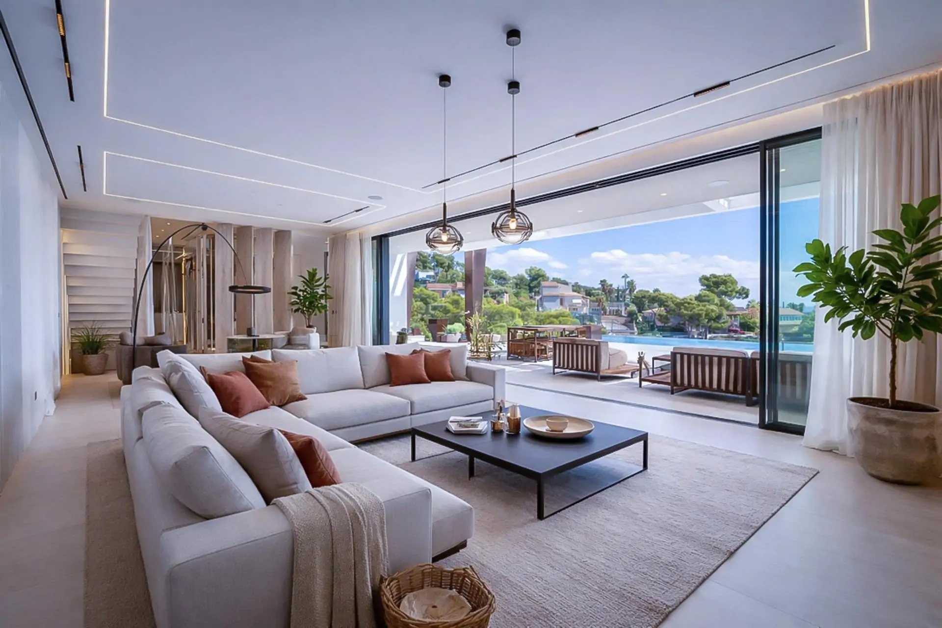 Villa contemporánea de lujo con vistas panorámicas al mar