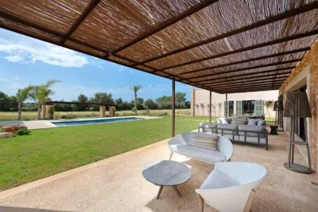 Elegant new-build property in the Sa R&agrave;pita and Estrenc area.