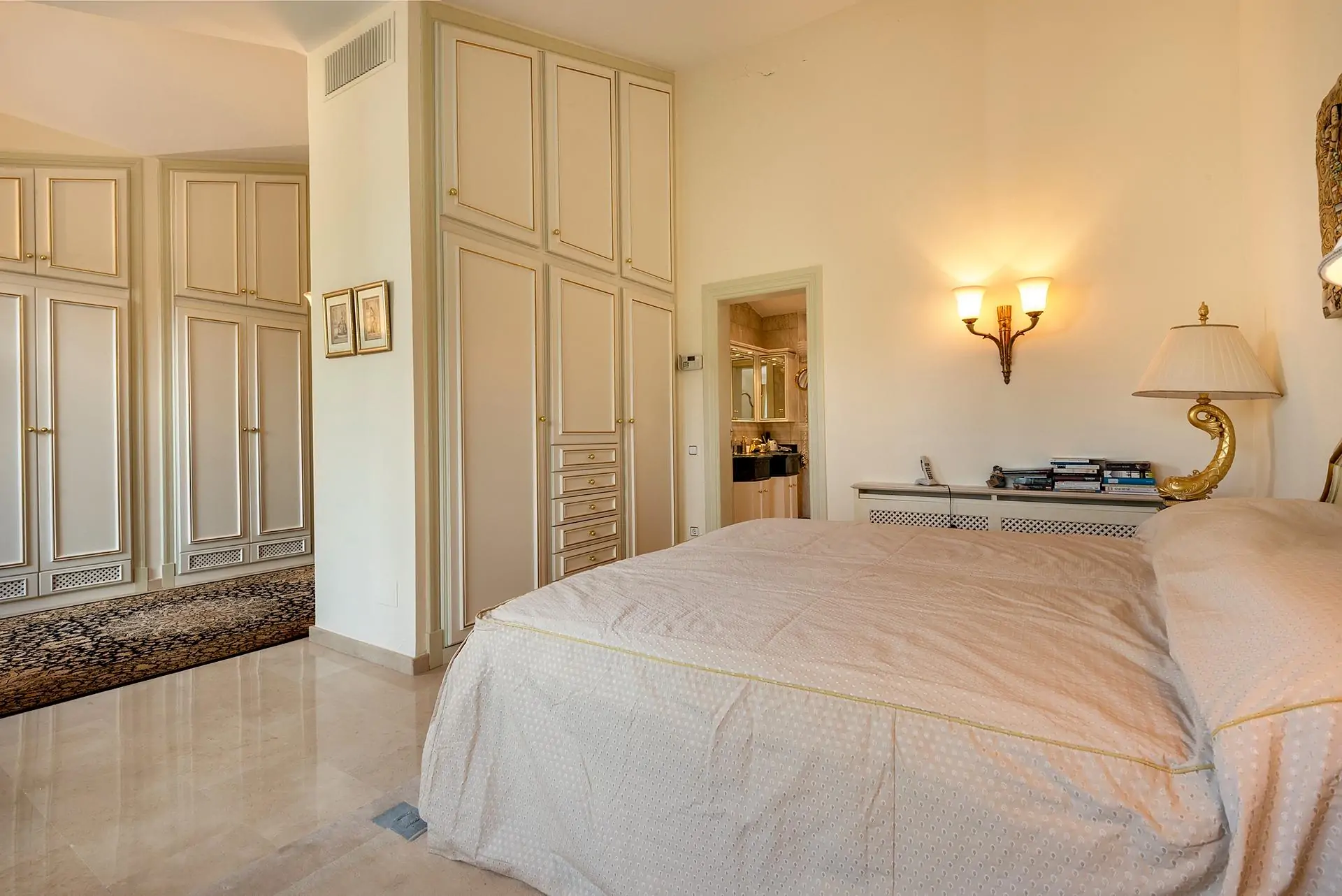 Villa exclusiva en zona tranquila de Son Vida, con vistas a la bahía de Palma