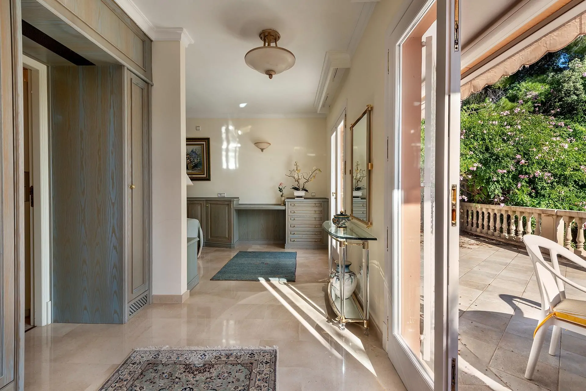 Villa exclusiva en zona tranquila de Son Vida, con vistas a la bahía de Palma
