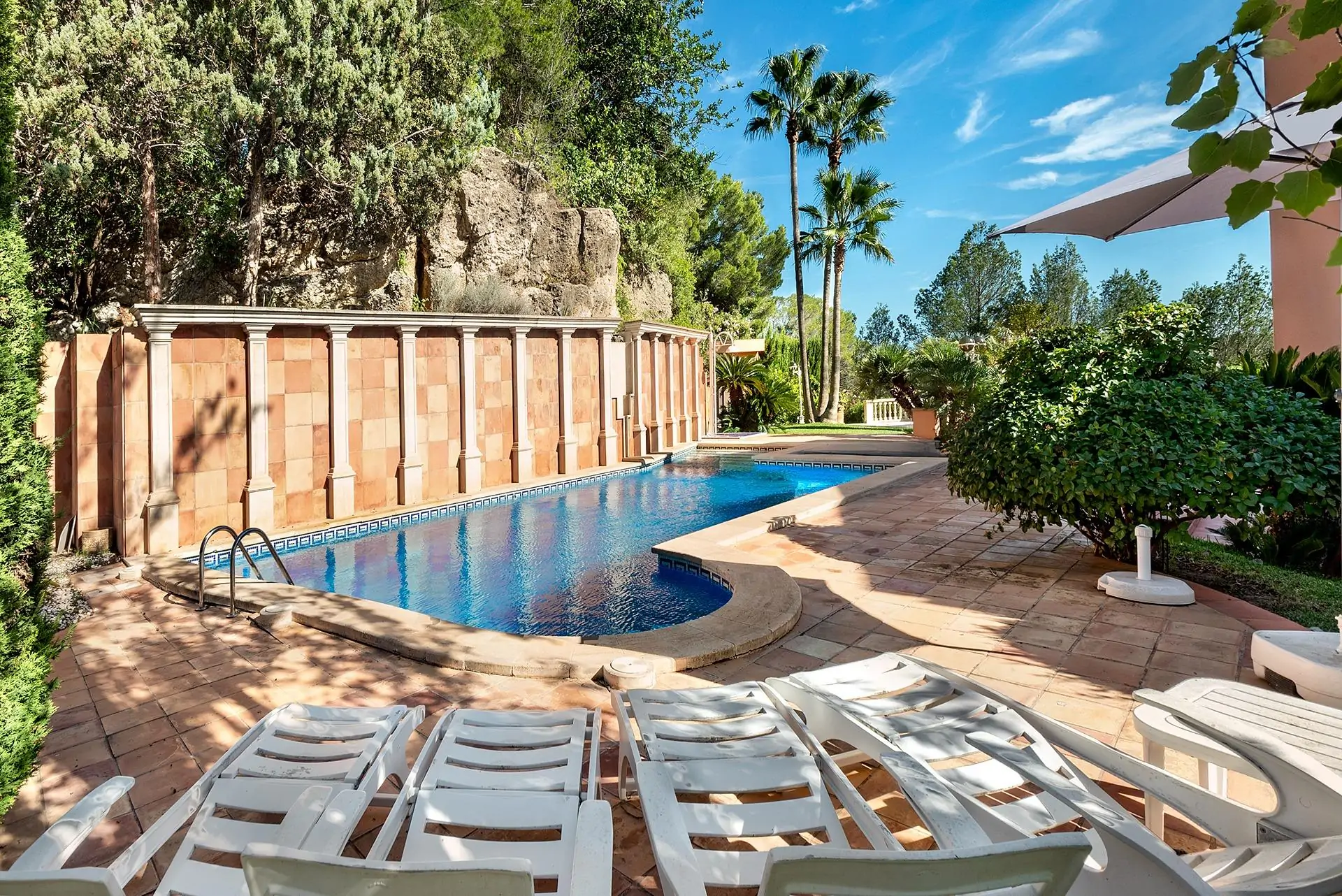 Villa exclusiva en zona tranquila de Son Vida, con vistas a la bahía de Palma