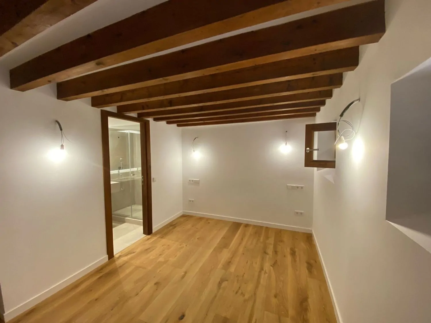 Elegante dúplex reformado en Dalt Murada, en pleno corazón del casco antiguo de Palma