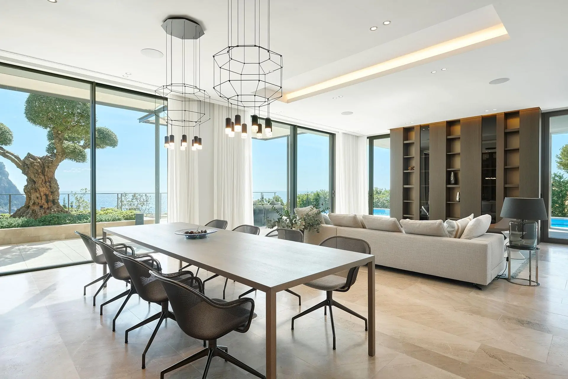 Villa de lujo con vistas panorámicas al mar en Cala Llamp