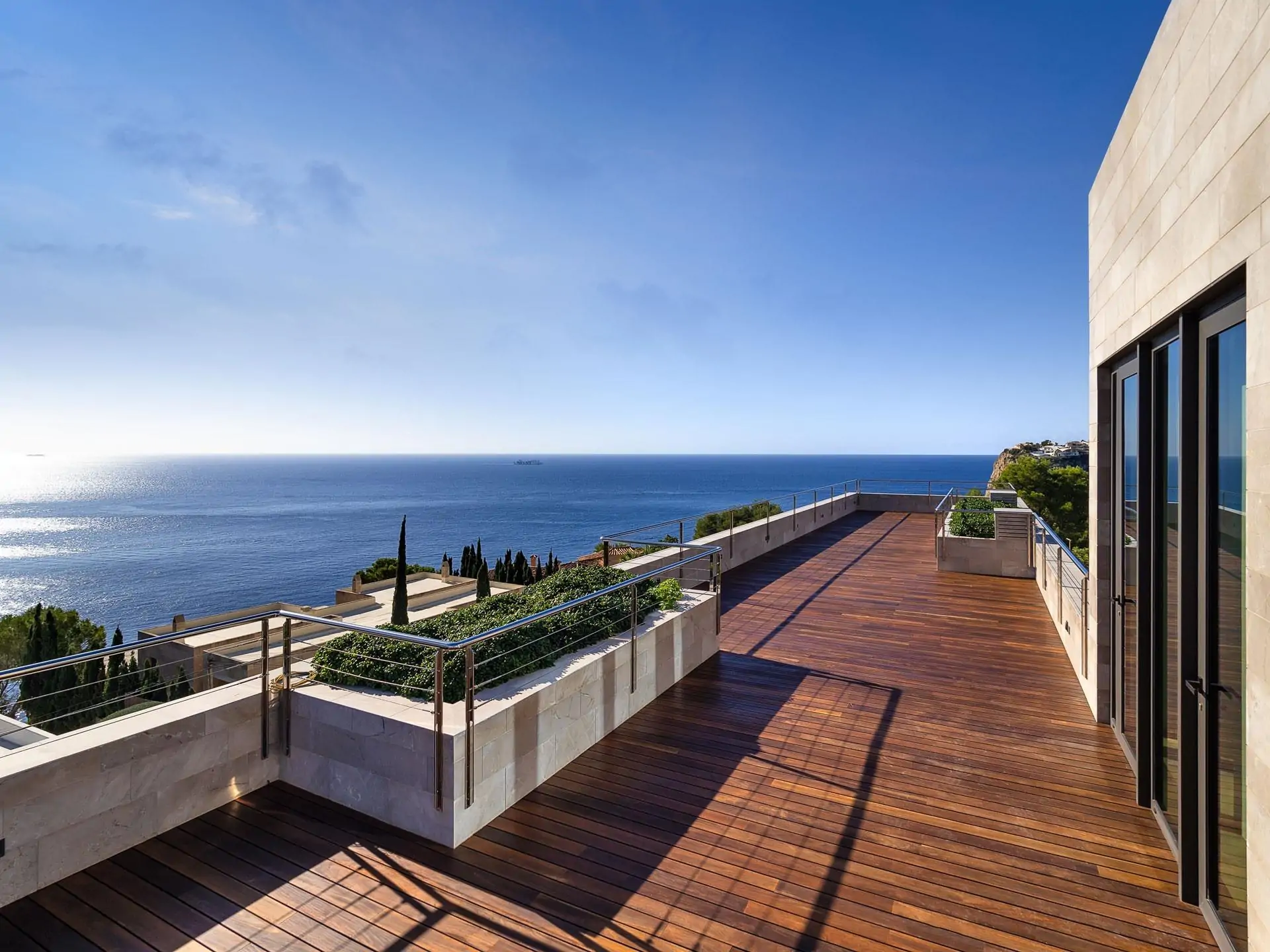 Villa de lujo con vistas panorámicas al mar en Cala Llamp