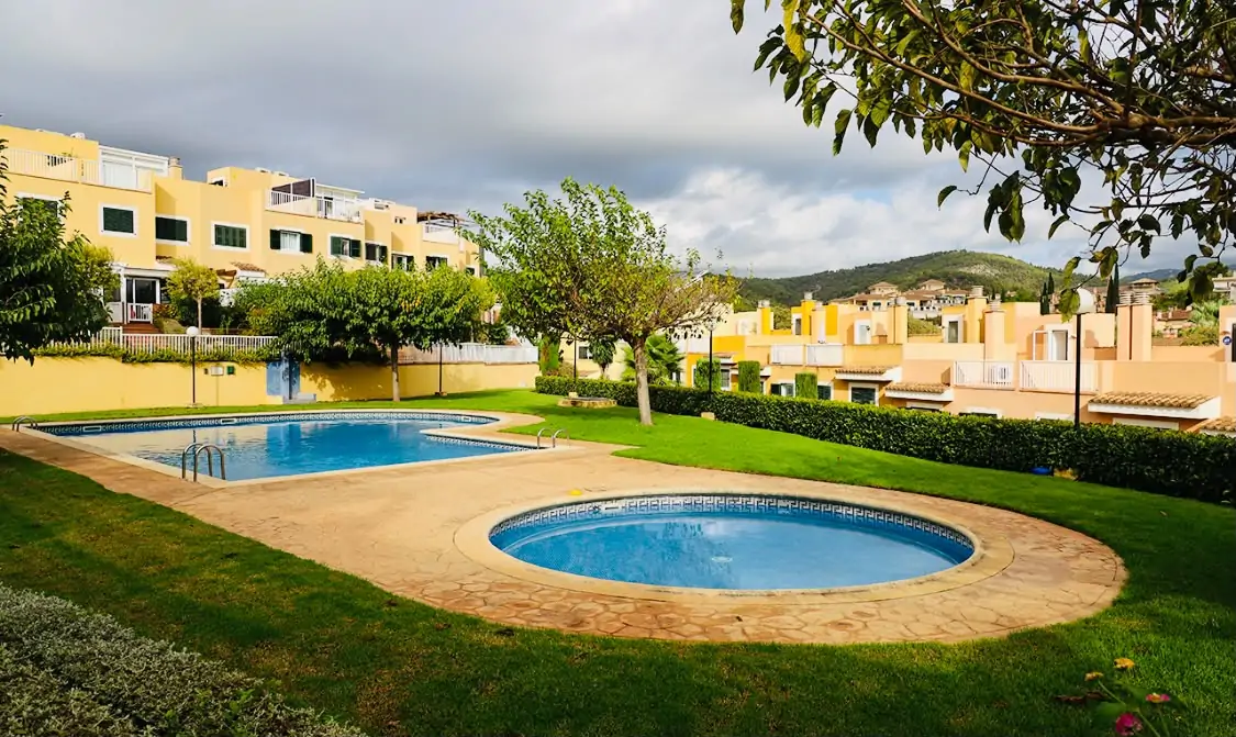 Chalet adosado en venta en Son Rapinya