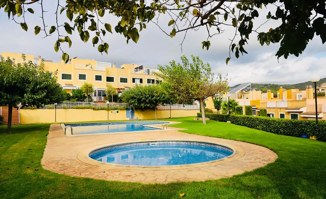 Chalet adosado en venta en Son Rapinya