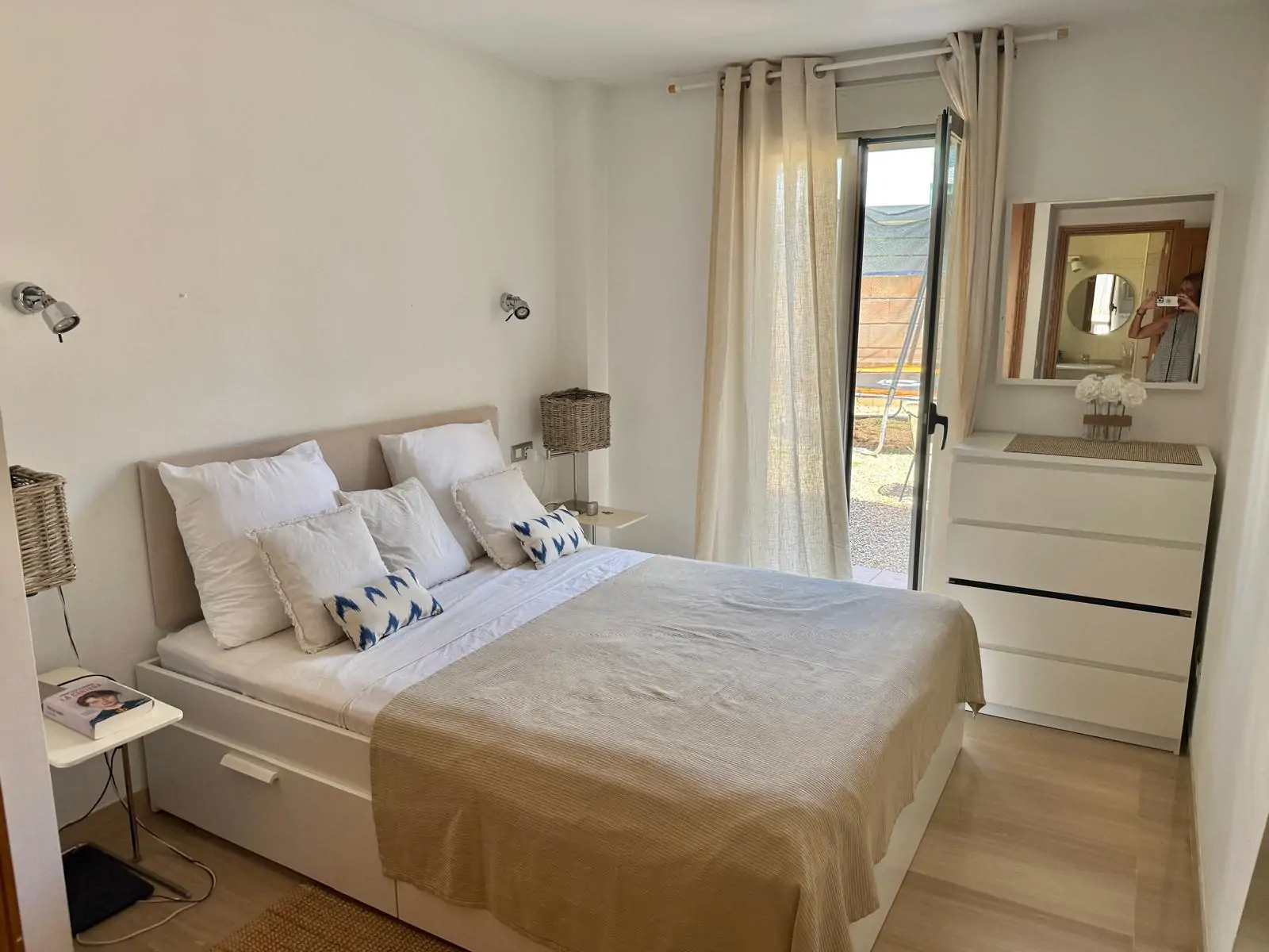 Planta baja con piscina privada en La Bonanova