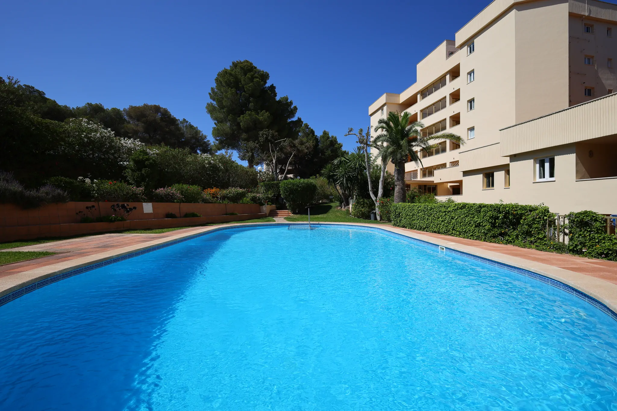 Apartamento con vistas al mar y acceso directo a la playa en Cala Vinyes