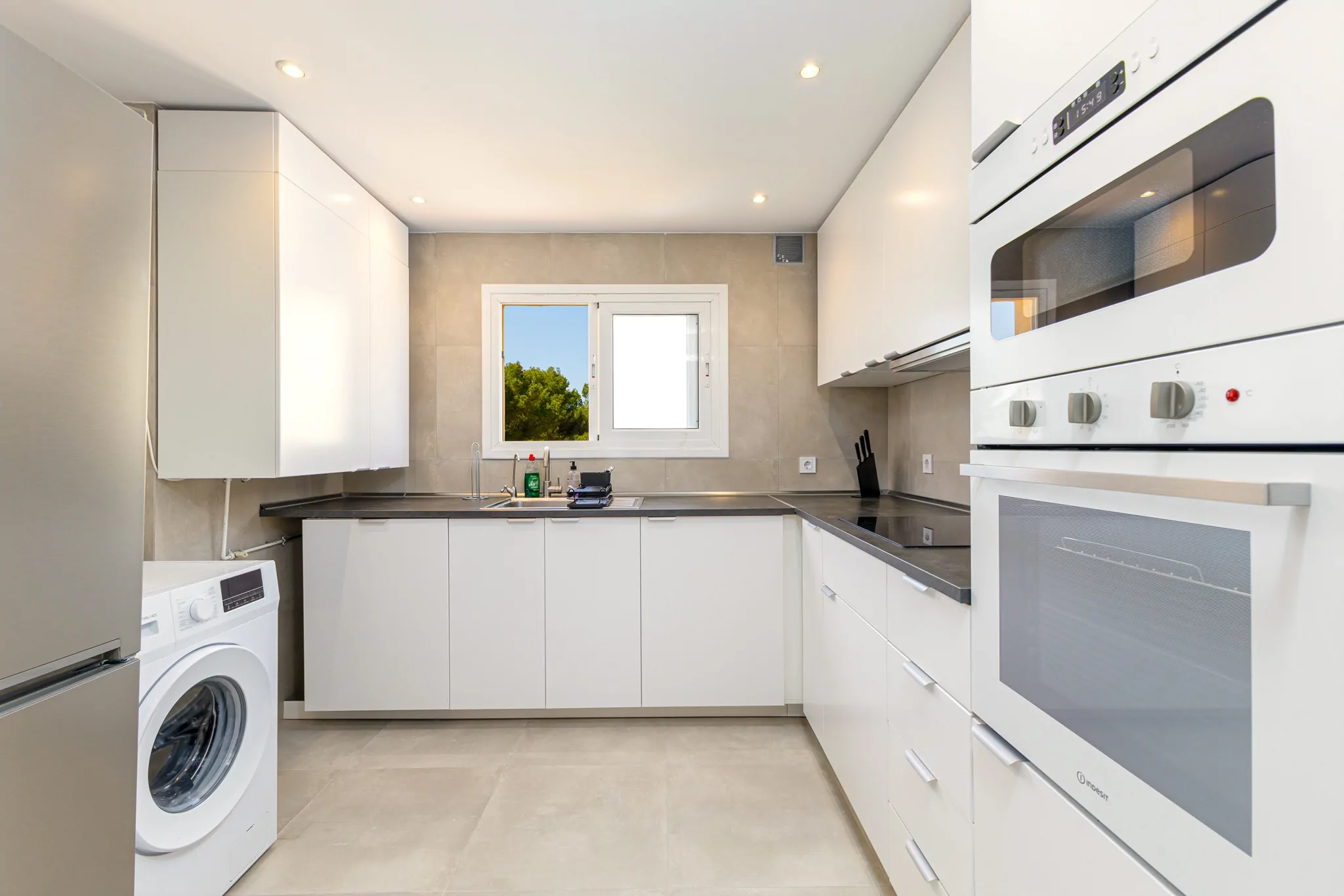 Apartamento con vistas al mar y acceso directo a la playa en Cala Vinyes