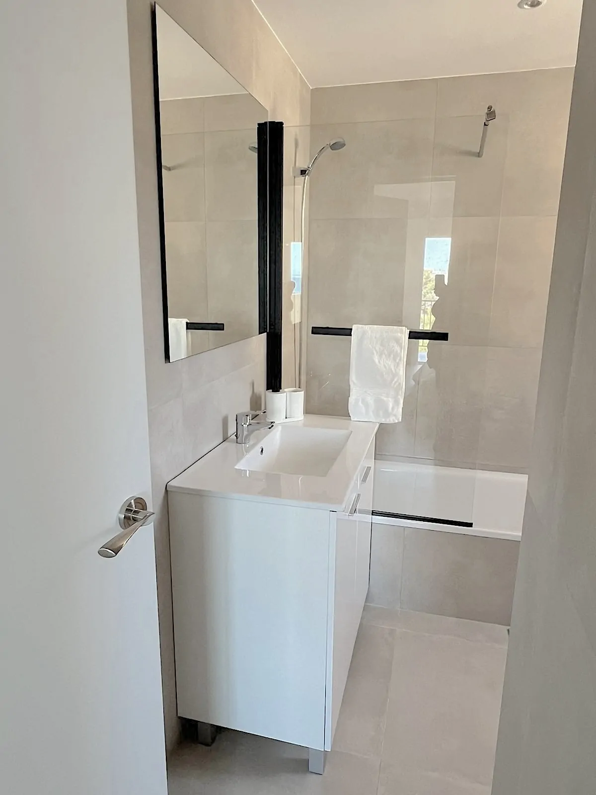 Apartamento con vistas al mar y acceso directo a la playa en Cala Vinyes